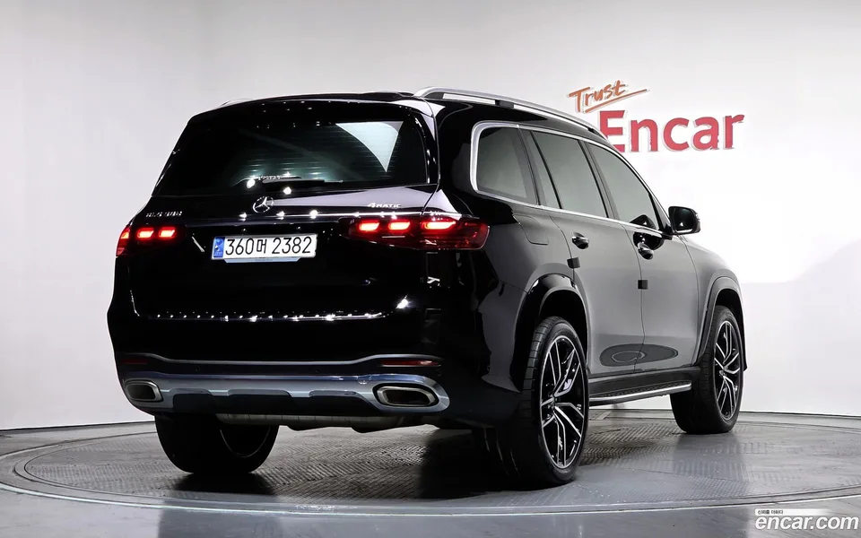 Mercedes-Benz GLS-Class GLS580 4MATIC 2024 — миниатюра 2