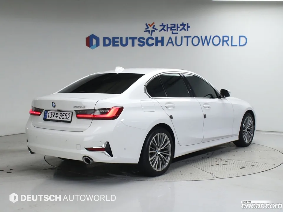 BMW 3 Series 320d 2022 — миниатюра 2