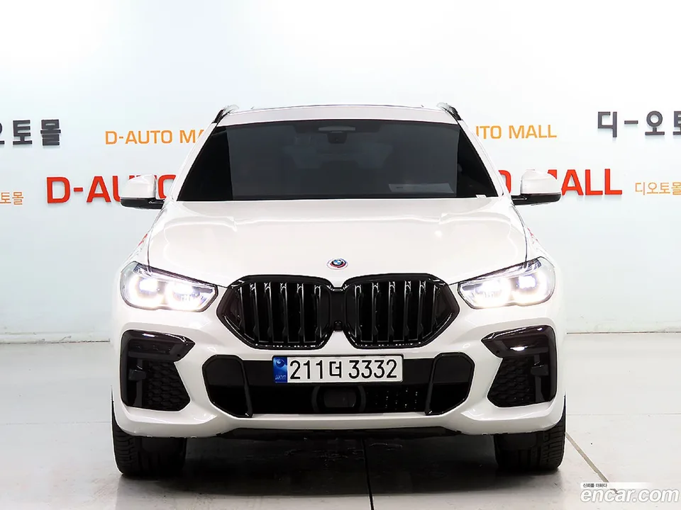 BMW X6 M50i 2023 — миниатюра 3