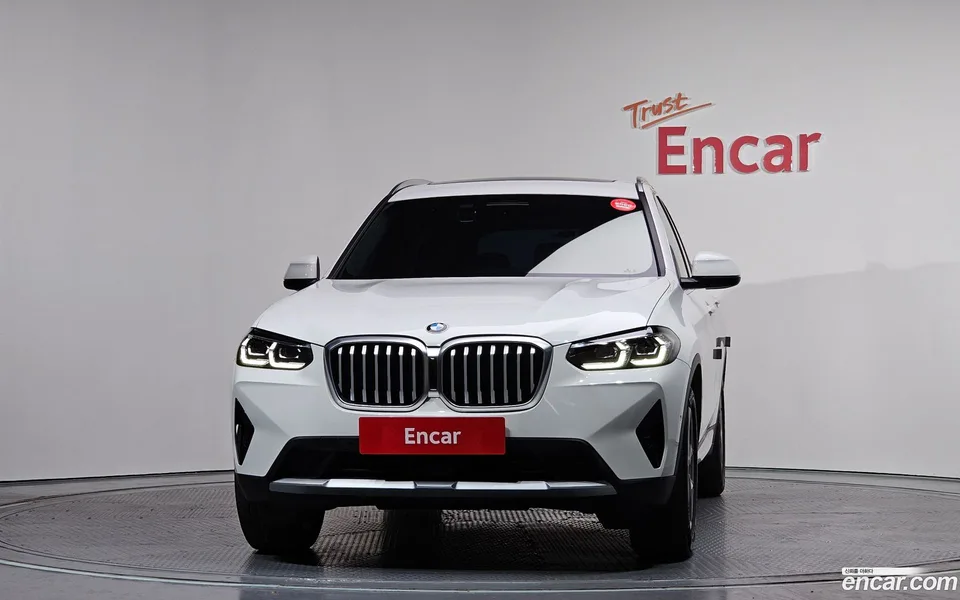 BMW X3 xDrive 20i 2022 — миниатюра 3