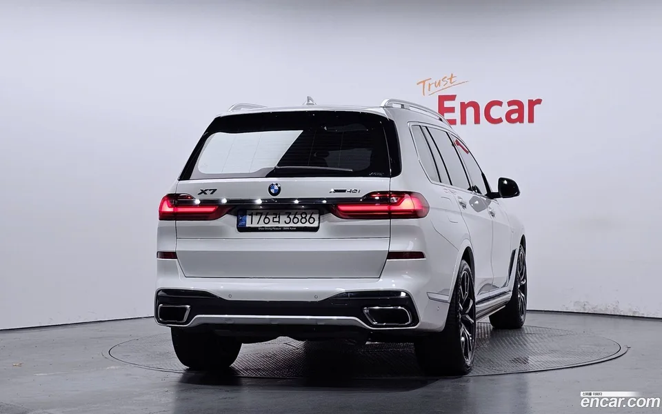 BMW X7 xDrive 40i M 6 2022 — миниатюра 4