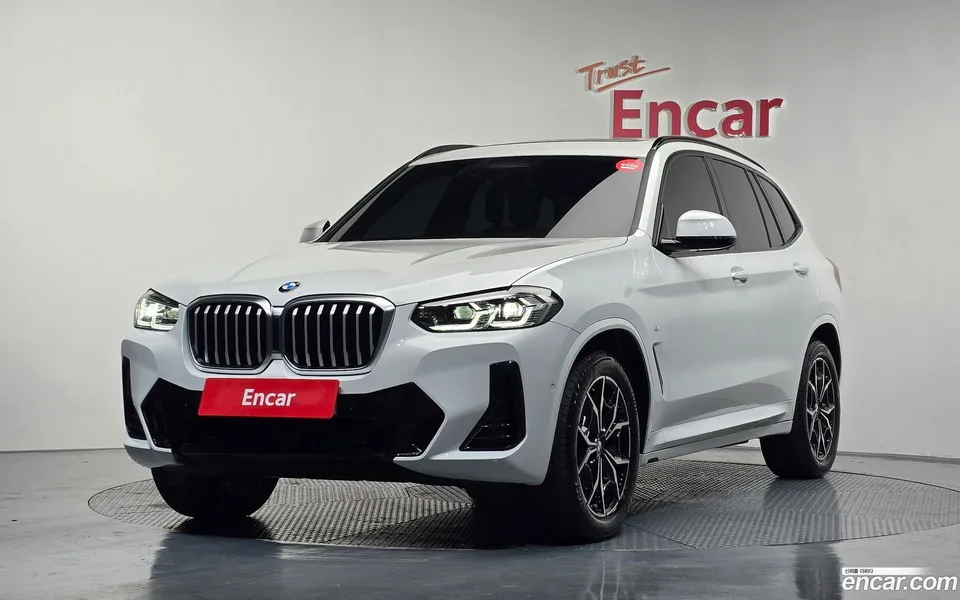 BMW X3 xDrive 20i M 2022 — фото 1, купить с доставкой в Москву