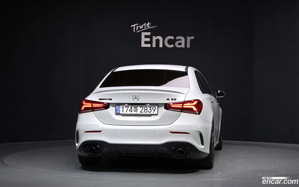 Mercedes-Benz A-Class AMG A35 4MATIC 2022 — миниатюра 4