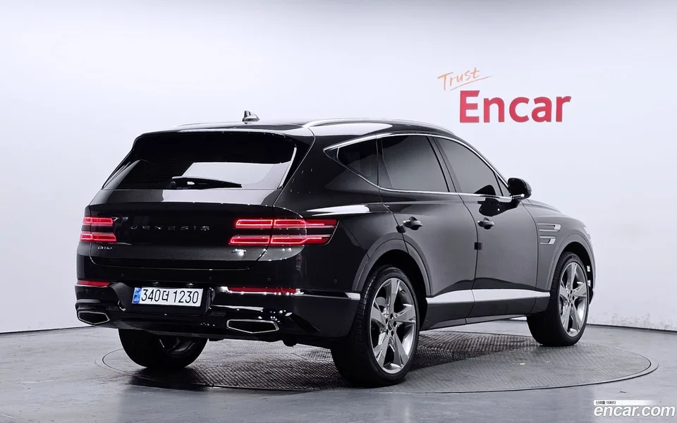 Genesis GV80 2.5T AWD 2023 — миниатюра 2