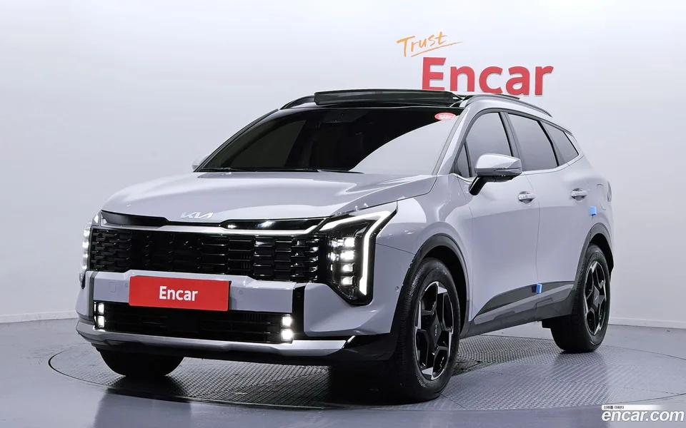 Kia Sportage 1.6 2WD 2025 — фото 1, купить с доставкой в Москву