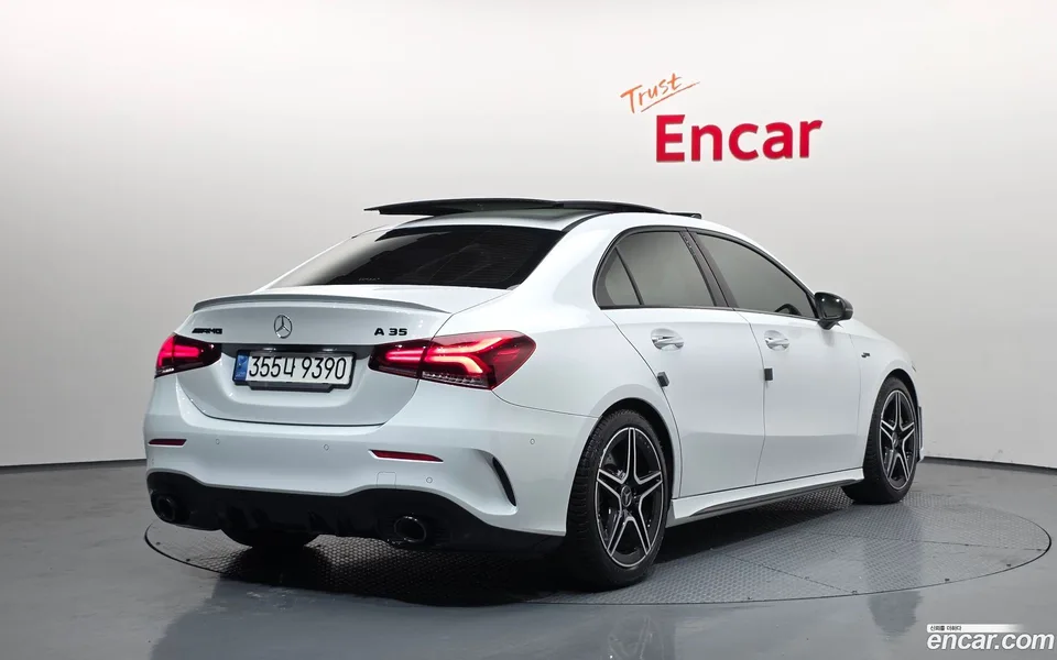 Mercedes-Benz A-Class AMG A35 4MATIC 2022 — миниатюра 2