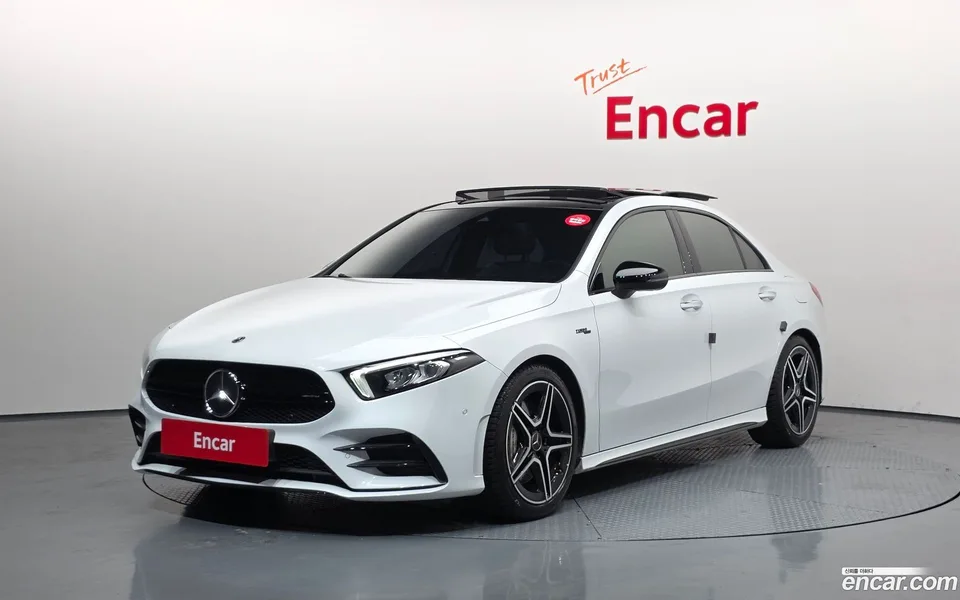 Mercedes-Benz A-Class AMG A35 4MATIC 2022 — фото 1, купить с доставкой в Москву