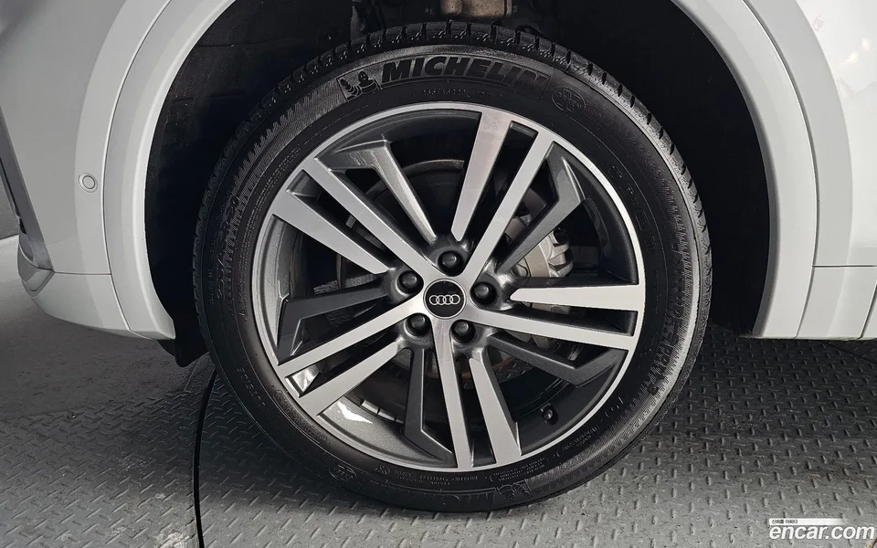 Audi Q5 45 TFSI 2022 — миниатюра 5