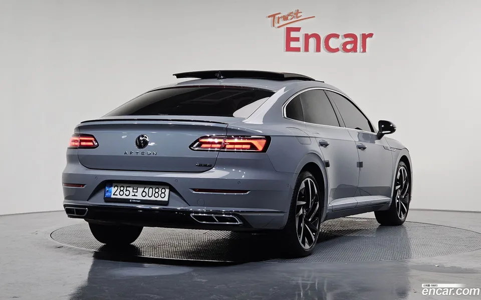 Volkswagen Arteon 2.0 TDI R-LINE 4 2022 — миниатюра 2