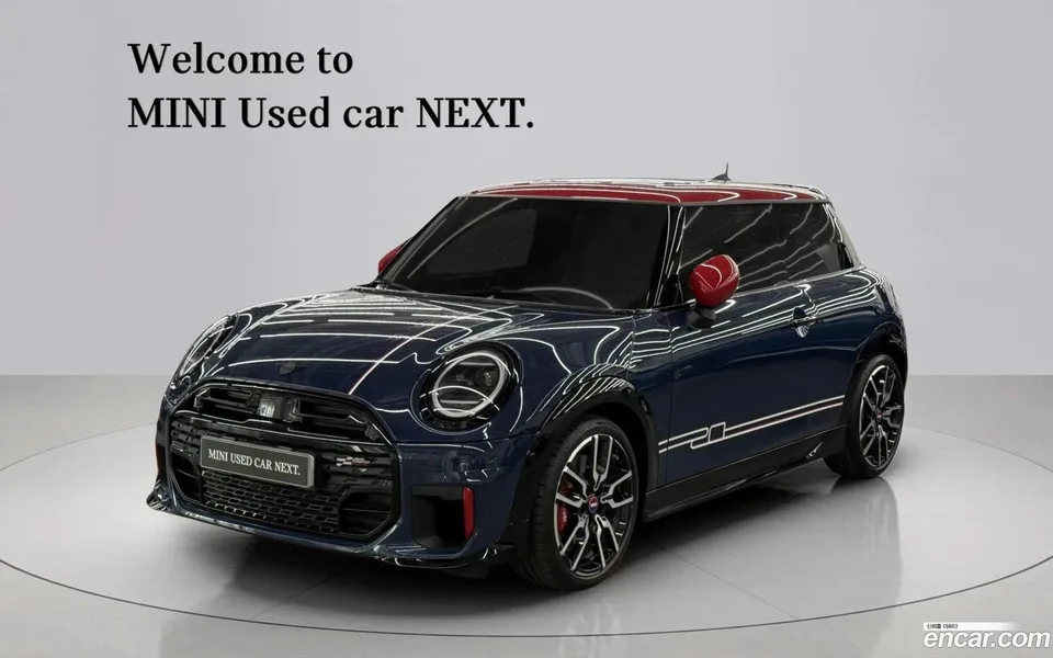 MINI Cooper S JCW 2025 — фото 1, купить с доставкой в Москву