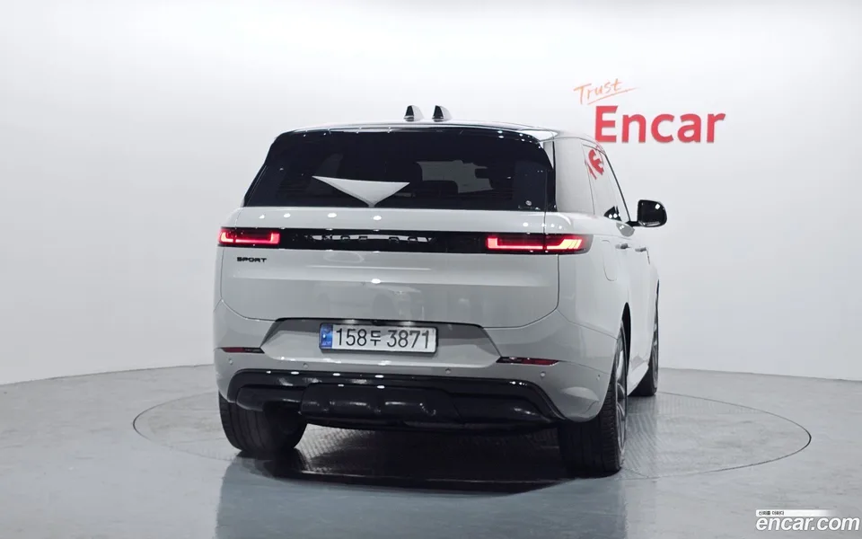Land Rover Range Rover Sport D300 HSE 2024 — миниатюра 4