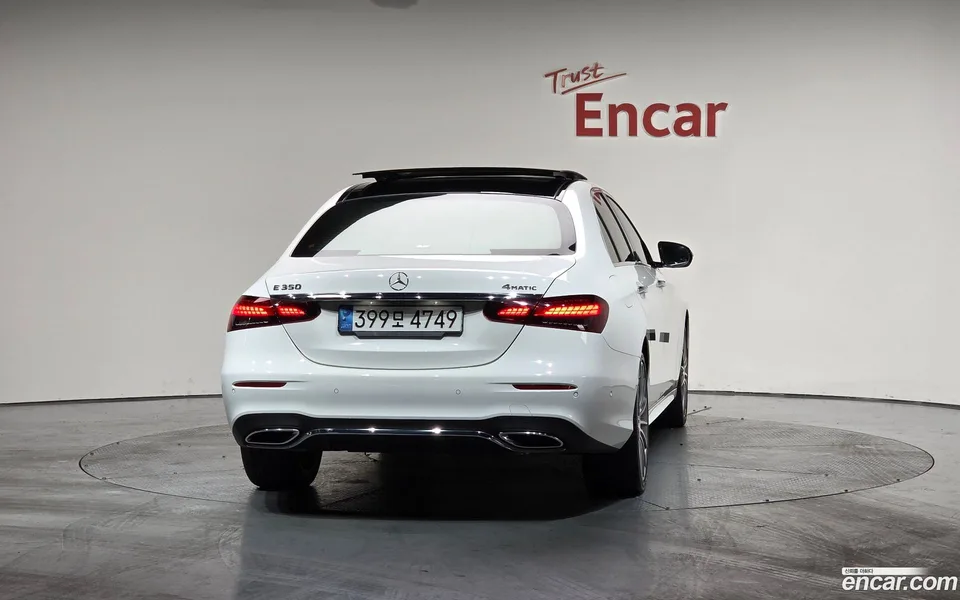 Mercedes-Benz E-Class E350 4MATIC AMG Line 2022 — миниатюра 4