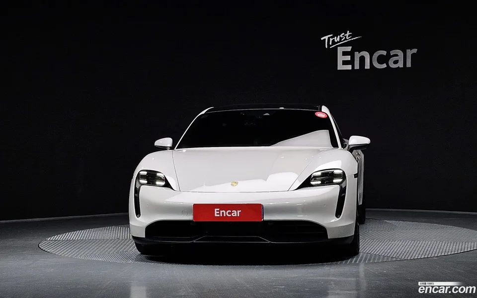 Porsche Taycan 4S 2023 — миниатюра 3