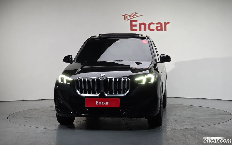 BMW X1 sDrive 20i M 2023 — миниатюра 3