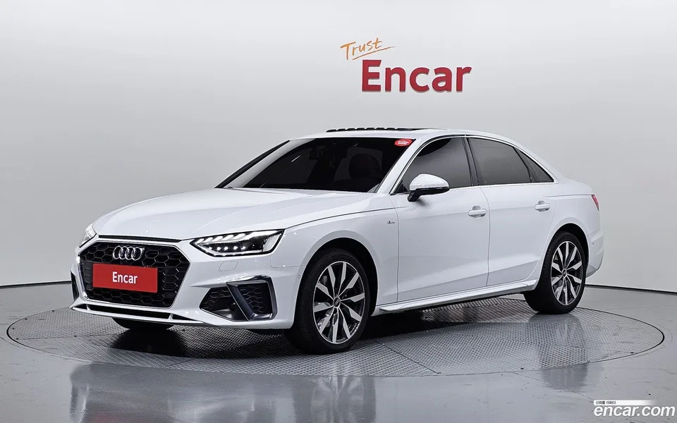 Audi A4 40 TFSI 2023 — фото 1, купить с доставкой в Москву