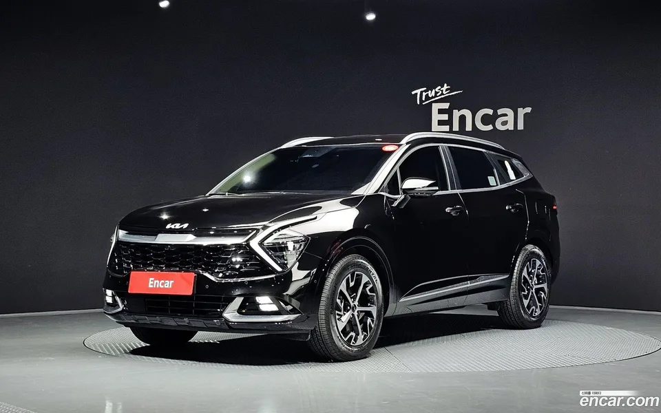 Kia Sportage Hybrid 4WD 2024 — фото 1, купить с доставкой в Москву