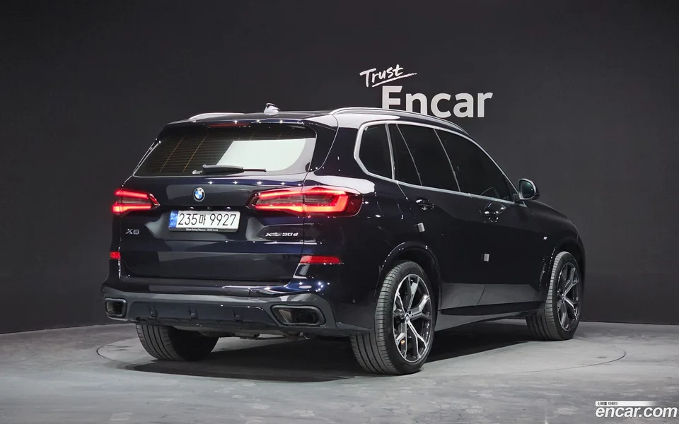 BMW X5 xDrive 30d M 2023 — миниатюра 2