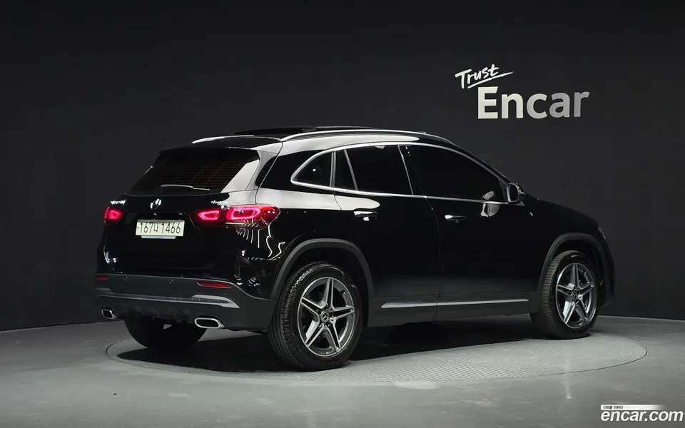 Mercedes-Benz GLA-Class GLA250 4MATIC 2023 — миниатюра 2