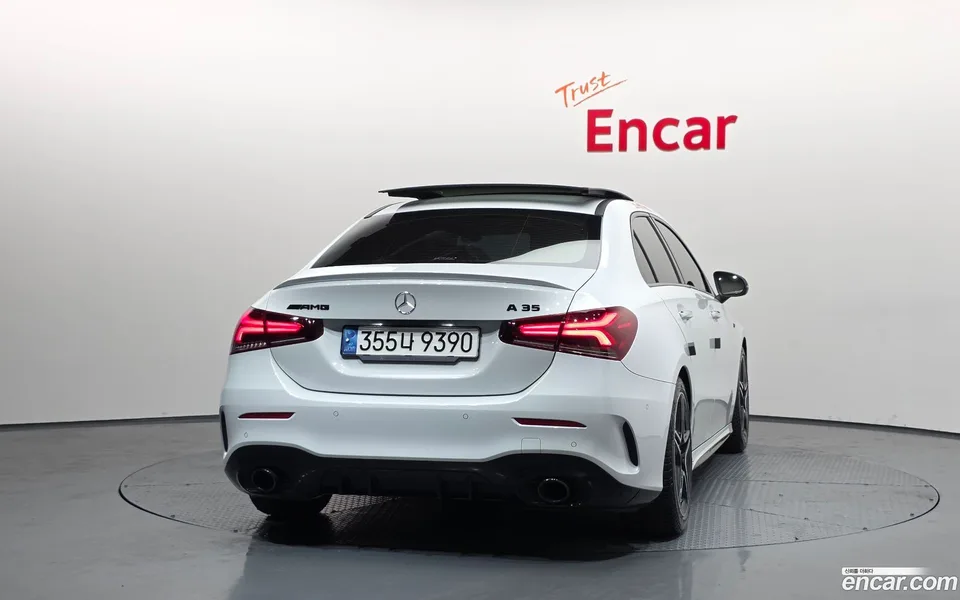 Mercedes-Benz A-Class AMG A35 4MATIC 2022 — миниатюра 4
