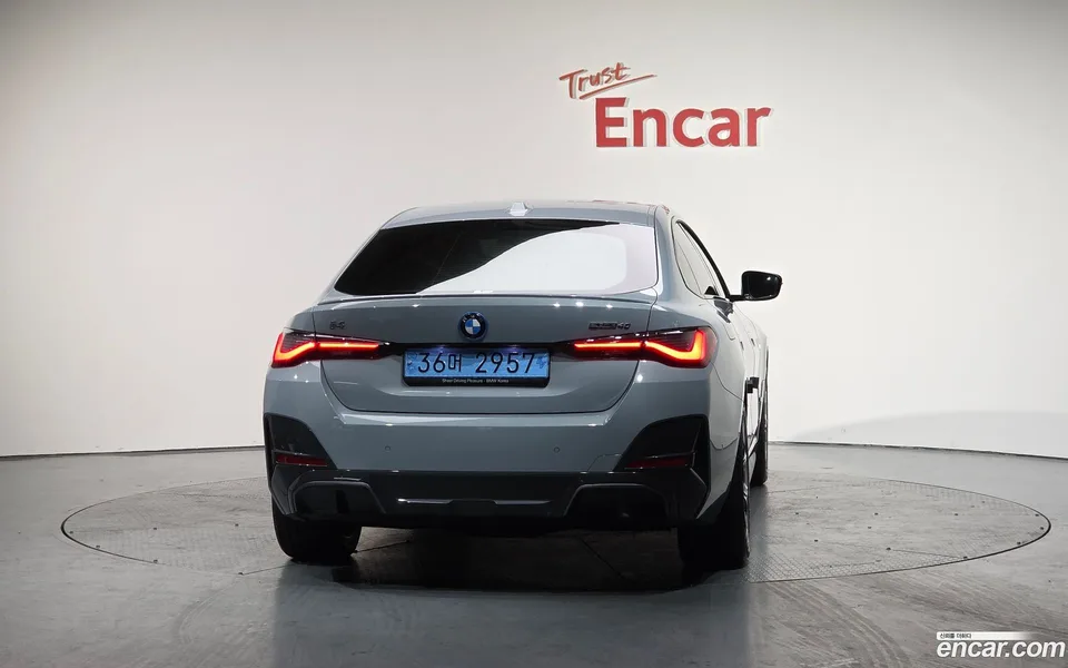 BMW i4 eDrive40 M 2023 — миниатюра 4