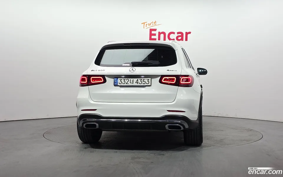 Mercedes-Benz GLC-Class GLC300 4MATIC 2022 — миниатюра 4