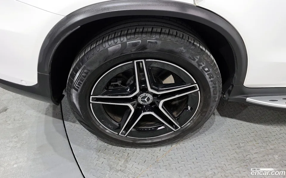 Mercedes-Benz GLC-Class GLC300 4MATIC 2022 — миниатюра 5