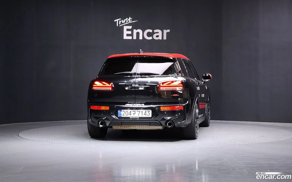 MINI Cooper S Clubman JCW 2023 — миниатюра 4