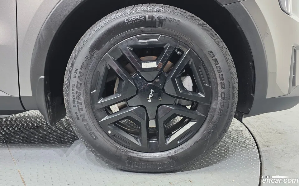 Kia Sorento HEV 1.6 2WD 2023 — миниатюра 5