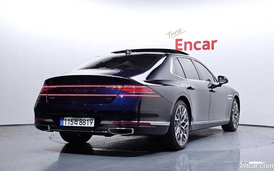 Genesis G90 3.5 e-S/C AWD 2023 — миниатюра 2