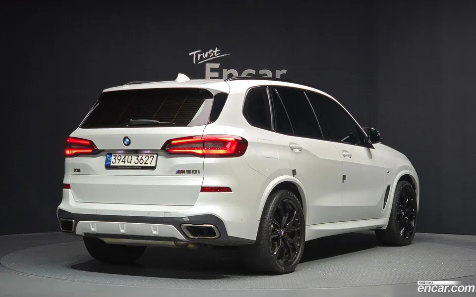 BMW X5 M50i 2022 — миниатюра 2