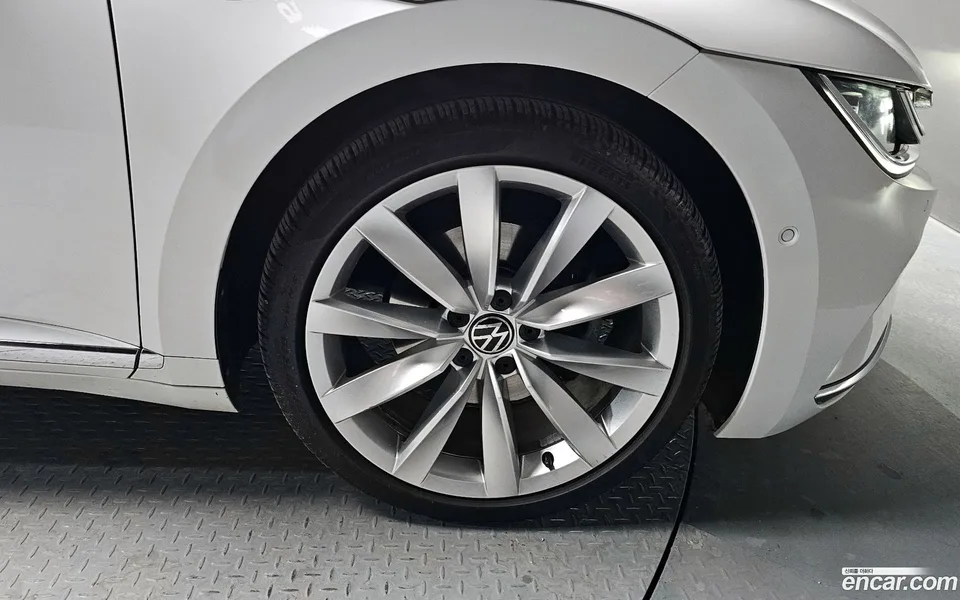 Volkswagen Arteon 2.0 TDI 2022 — миниатюра 5
