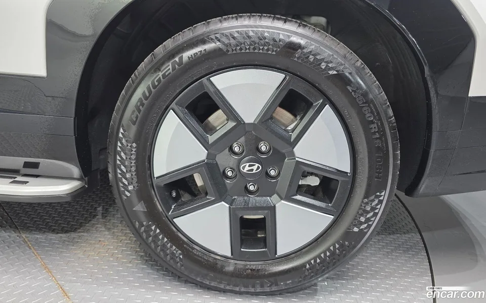 Hyundai SantaFe HEV 1.6 2WD 2023 — миниатюра 5