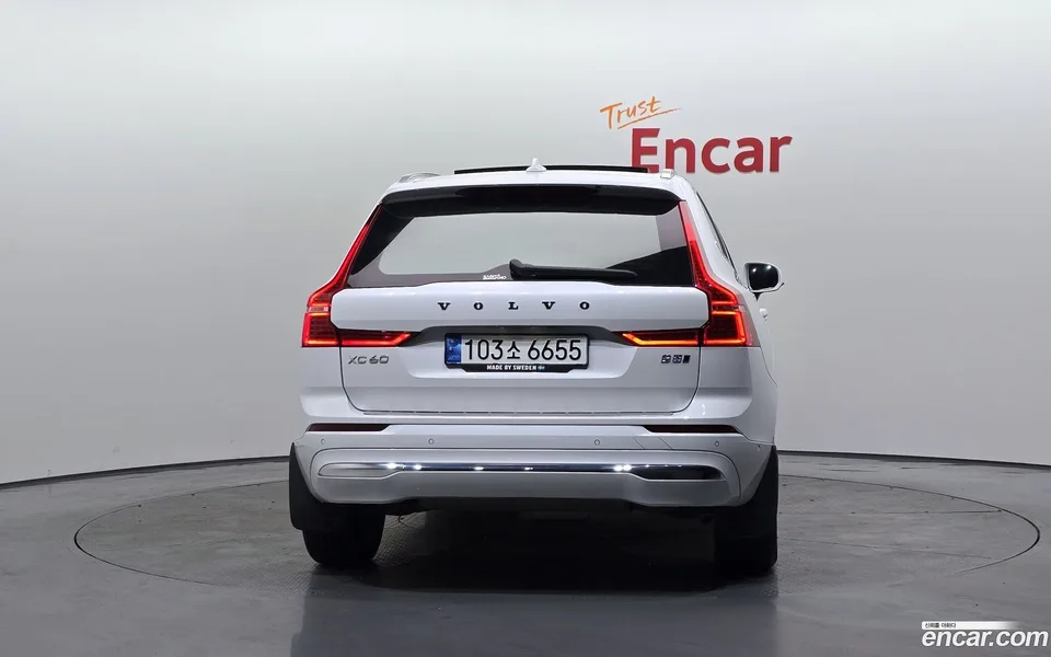 Volvo XC60 B5 2022 — миниатюра 4