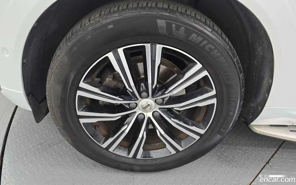 Volvo XC60 B5 2022 — миниатюра 5