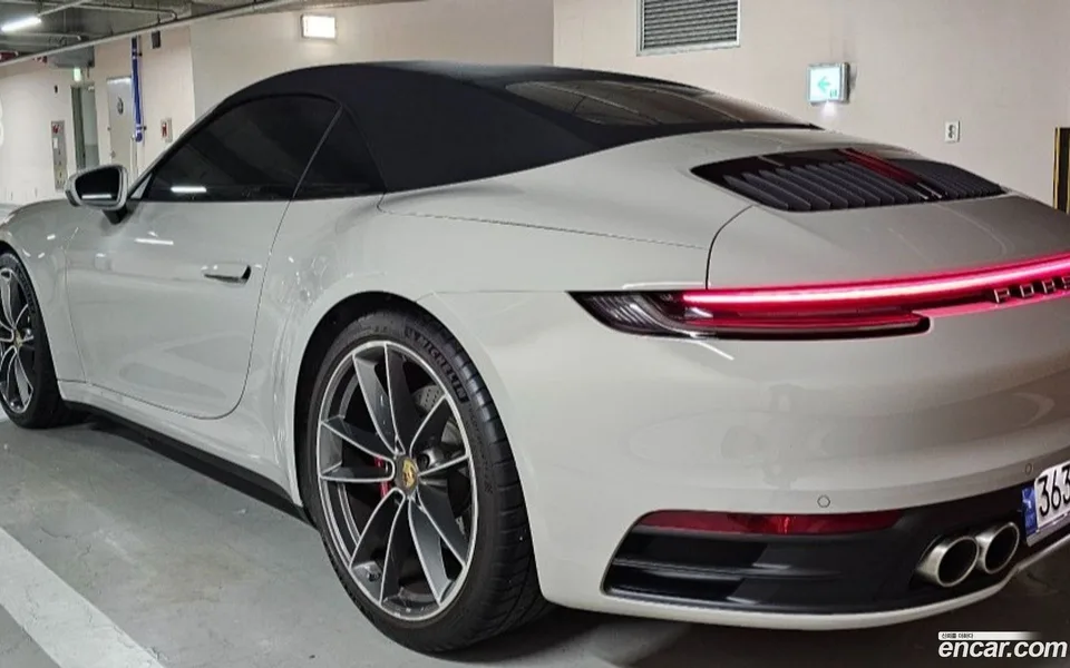 Porsche 911 (992) S 2024 — миниатюра 4