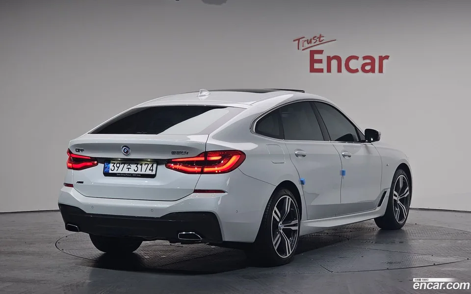 BMW 6 Series GT 630i xDrive M 2023 — миниатюра 2