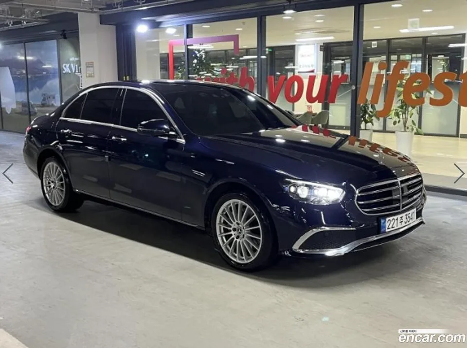 Mercedes-Benz E-Class E250 2022 — миниатюра 2