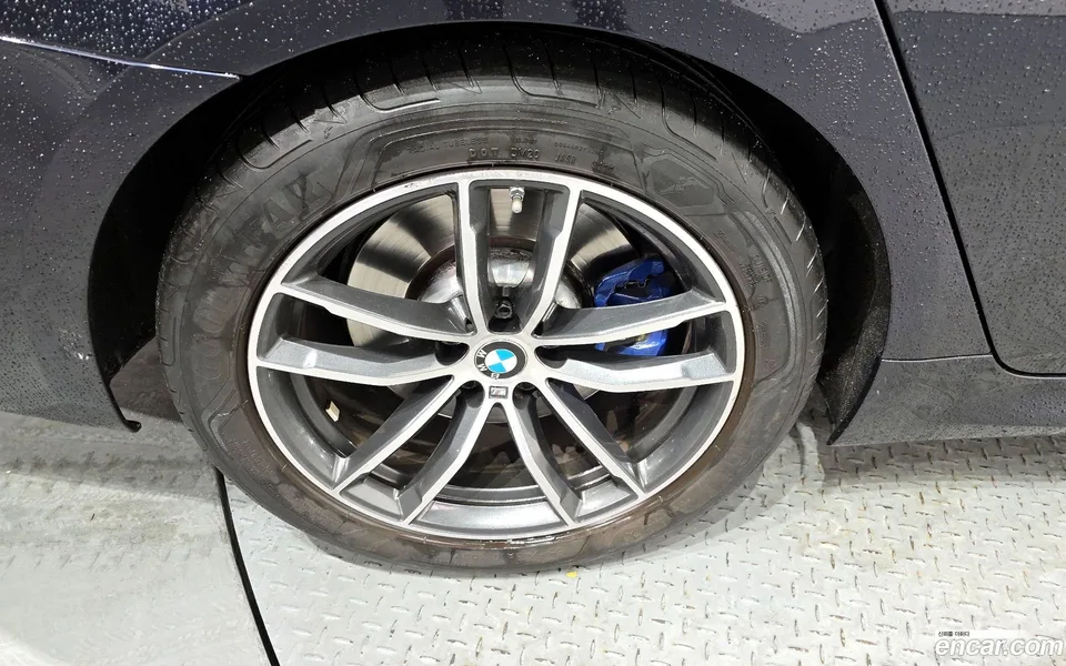 BMW 5 Series 520i M 2022 — миниатюра 5