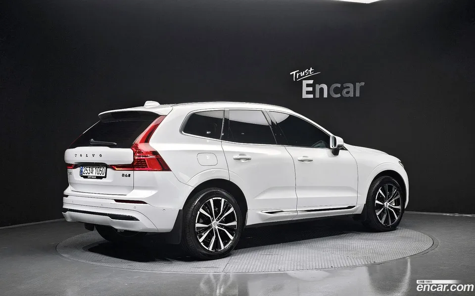 Volvo XC60 B6 2024 — миниатюра 2