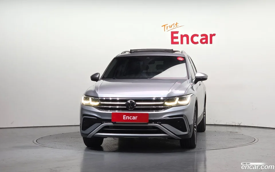 Volkswagen Tiguan Allspace 2.0 TSI 2022 — миниатюра 3