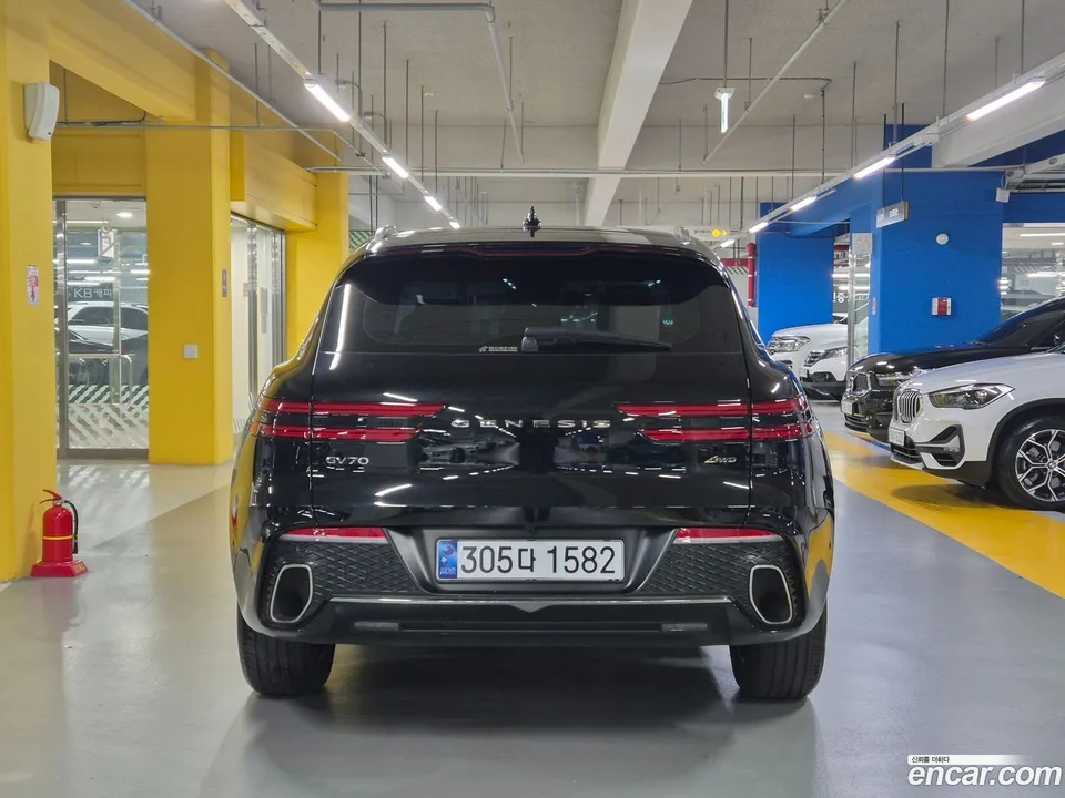 Genesis GV70 3.5T AWD 2023 — миниатюра 4