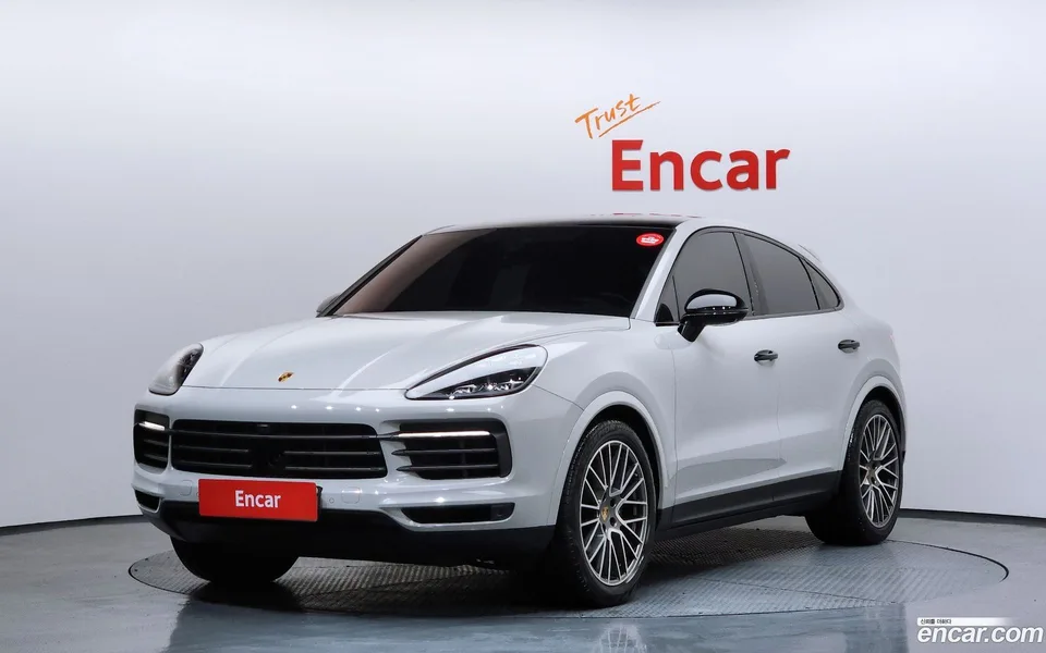 Porsche Cayenne 3.0 2022 — фото 1, купить с доставкой в Москву