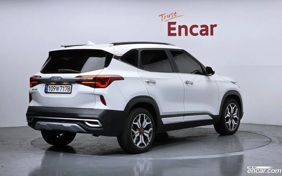 Kia Seltos 1.6 2WD 2022 — миниатюра 2