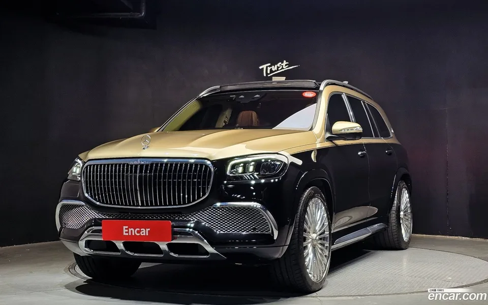 Mercedes-Benz GLS-Class GLS600 4MATIC 2023 — фото 1, купить с доставкой в Москву