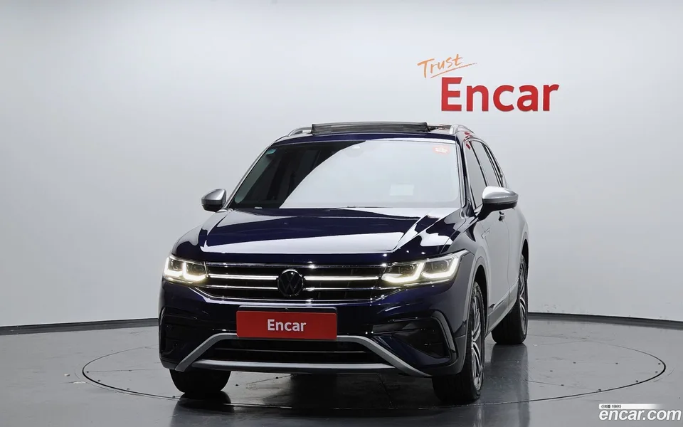 Volkswagen Tiguan Allspace 2.0 TSI 2023 — миниатюра 2