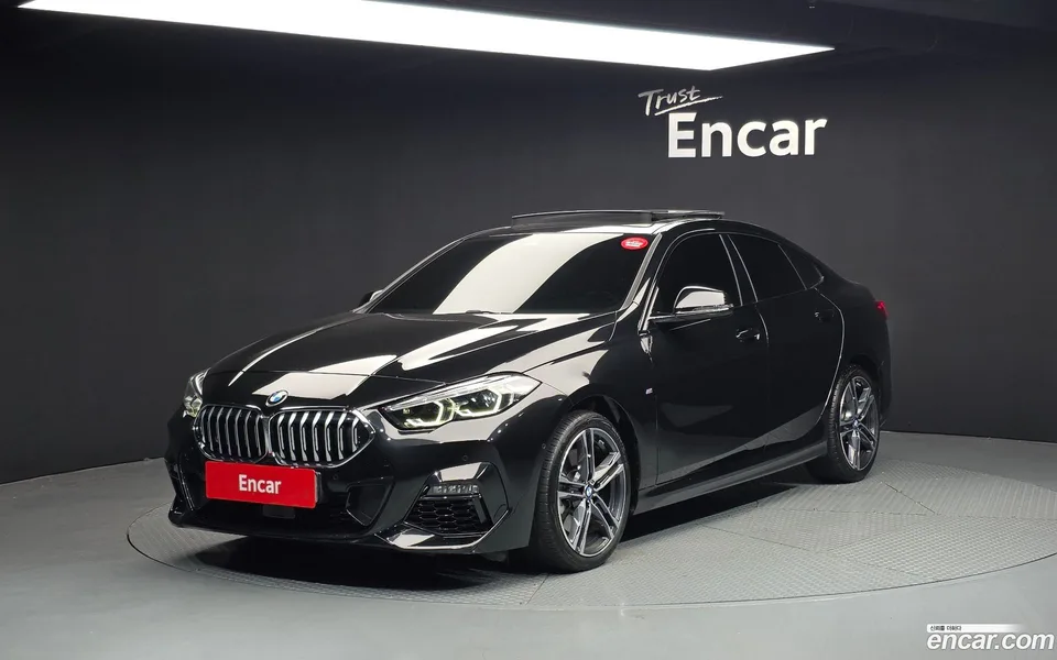 BMW 2 Series Gran Coupe 220i M 2023 — фото 1, купить с доставкой в Москву
