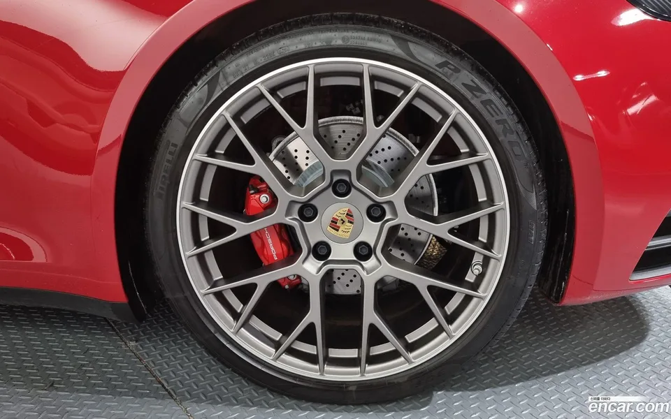Porsche 911 (992) 4S 2024 — миниатюра 5