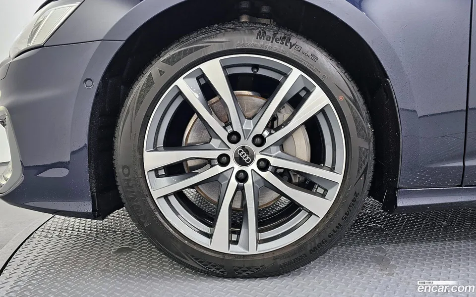 Audi A6 45 TFSI 2022 — миниатюра 5