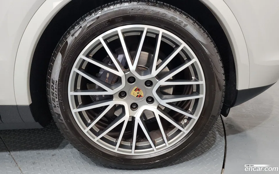 Porsche Cayenne 3.0 2022 — миниатюра 5
