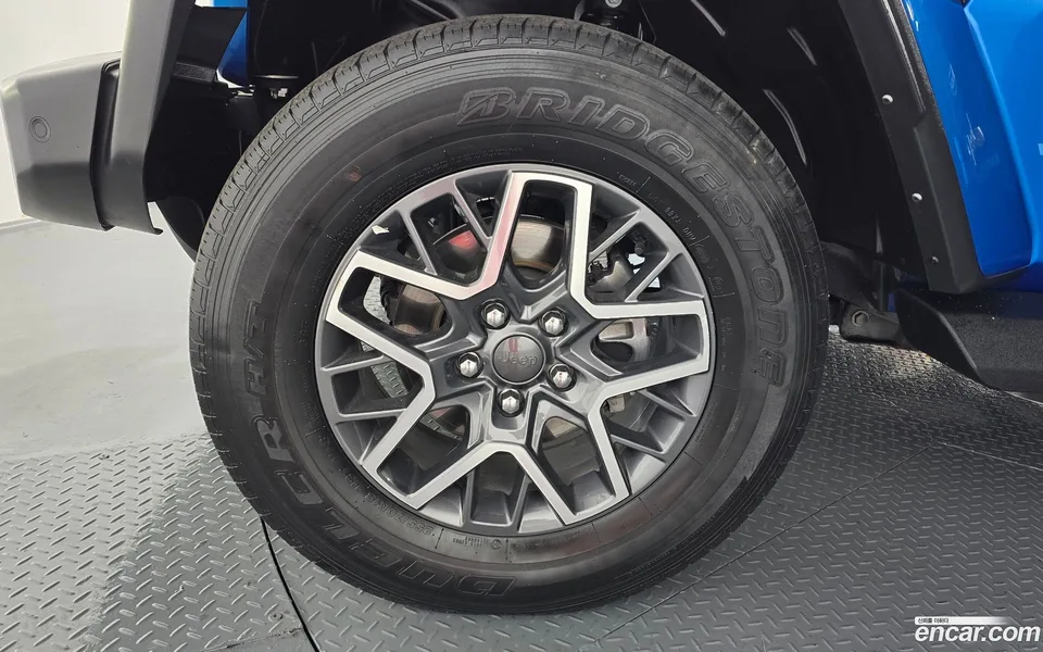 Jeep Wrangler 2.0 4 4xe 2022 — миниатюра 5